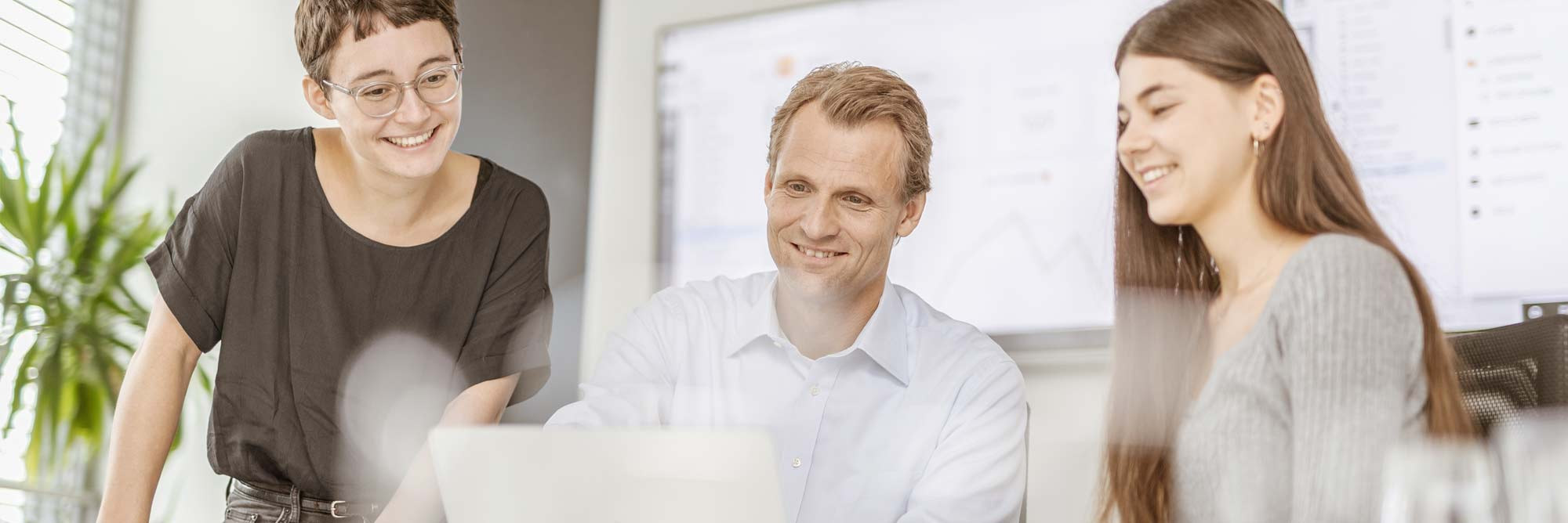 Bannergrafik Best Practice Vertragsmanagement Bannergrafik Best Practice Vertragsmanagement
