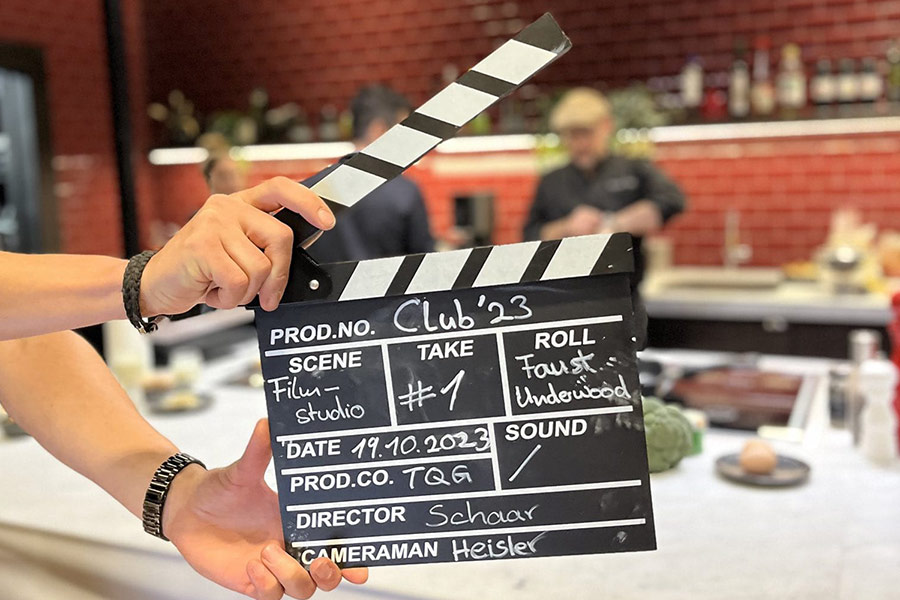 Clapperboard, the first one: here we go!